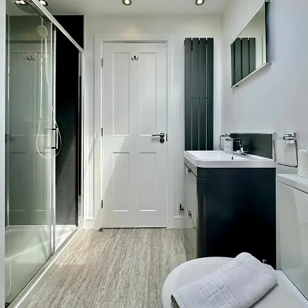 Lejlighed 7 Bluebridge Court With Free Parking *