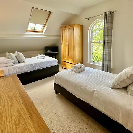 Apartament 7 Bluebridge Court With Free Parking